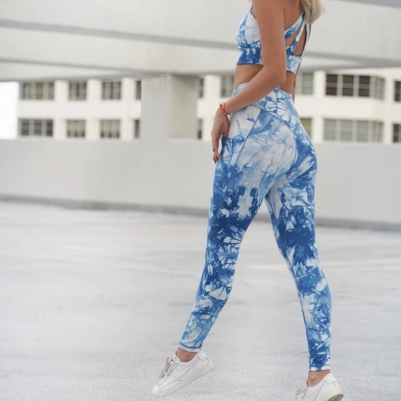 Balance Athletica Tie Dye Leggings - Picture 2 of 5